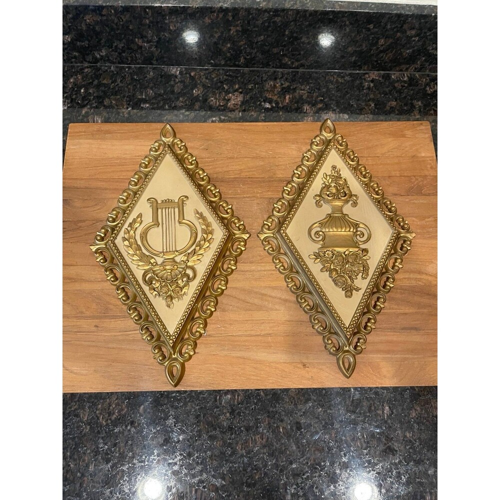 Homco 2 piece Diamond Shaped Wall Hanging Design